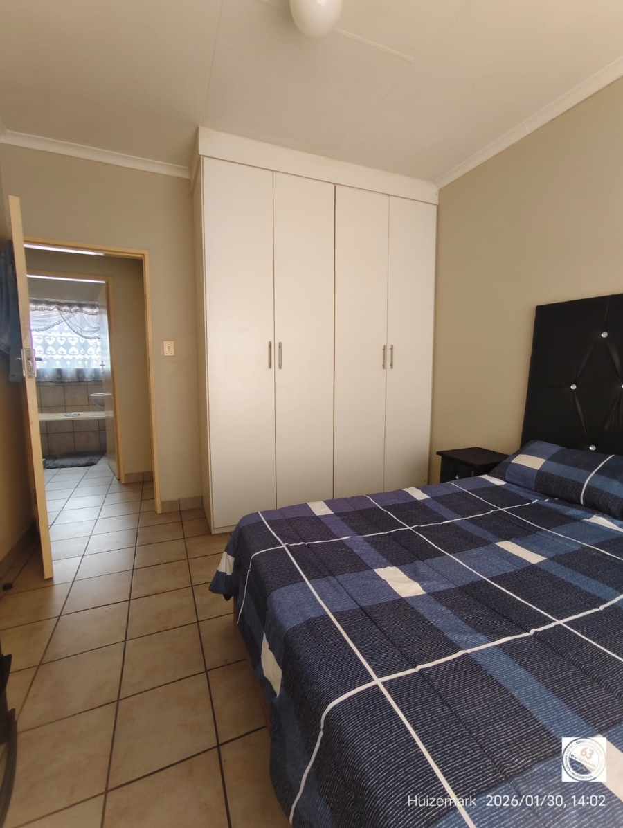 2 Bedroom Property for Sale in Vaalpark Free State